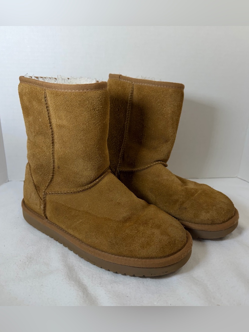 Kookaburra By Ugg Suede Boots Brown size 6 Women's Style #1017090